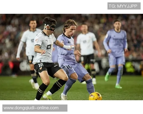 西甲激战那不勒斯大胜热刺乌龙球引发争议判罚全场沸腾