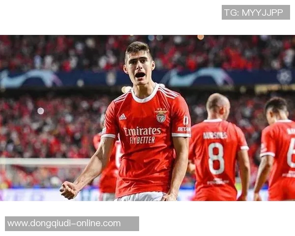 西甲激战本菲卡大胜利物浦赛后点评引发全场热议