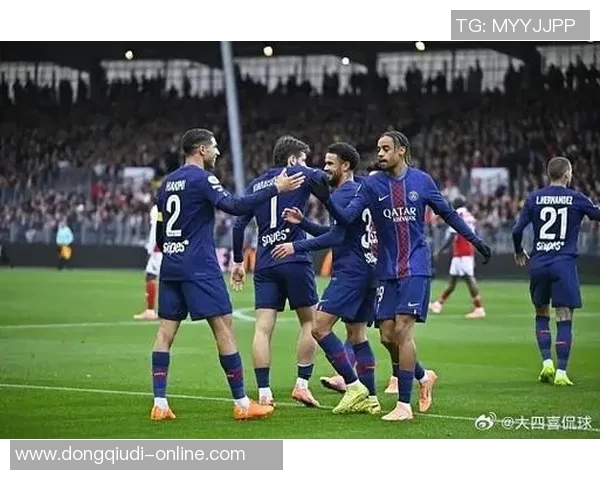 德甲热刺与巴黎圣日耳曼激战成平局精彩瞬间回顾与数据分析